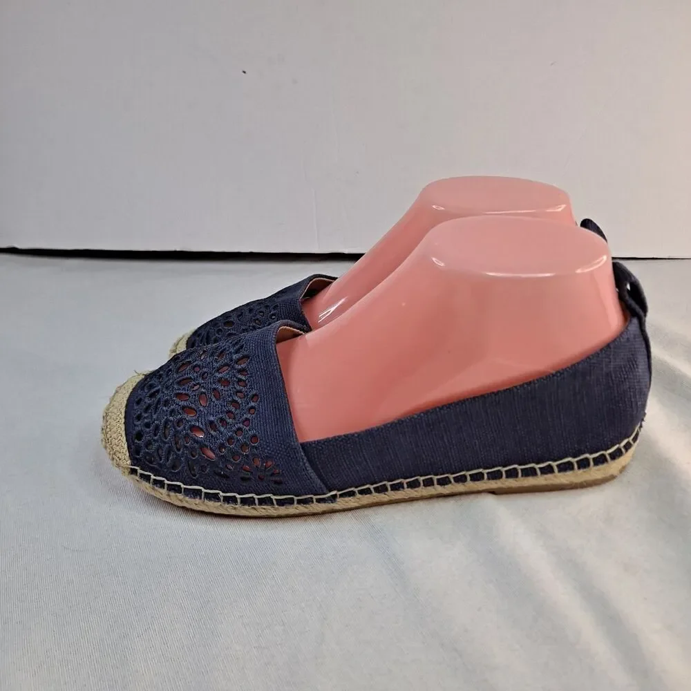 Kelly & Katie Sayeva Espadrille Flats Women's 8 Navy Embroidered Perforated